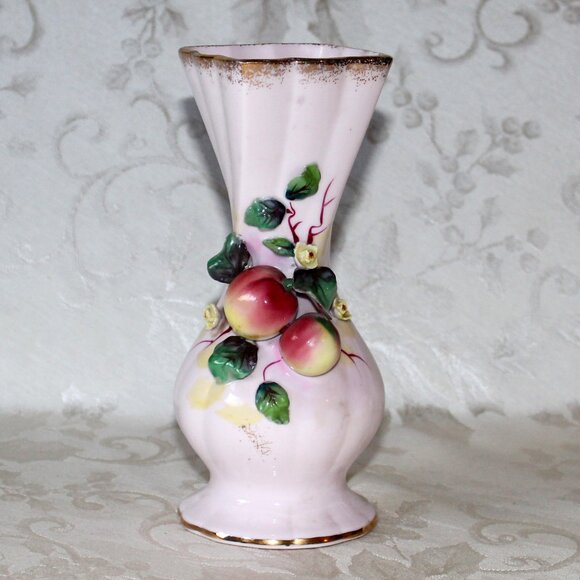Pink L'Amour China Vase | Japanese Ceramics - Picture 1 of 5